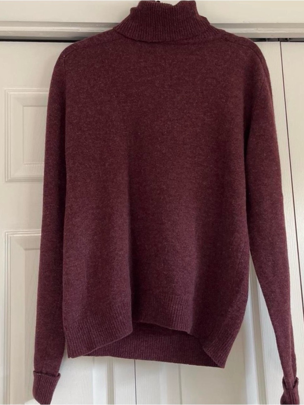 Vintage Lord & Taylor lambs wool sweater - medium
